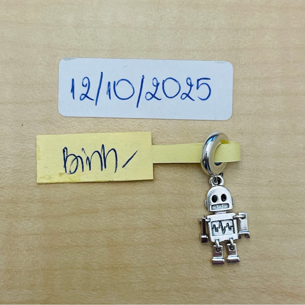Pandora Bestie Bot Robot Dangle Charm - Picture 11 of 11